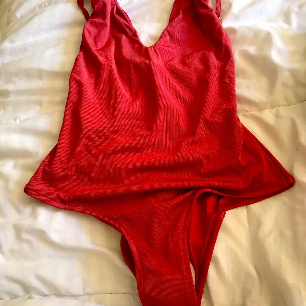 BOUTIQUE ONE PIECE SWIMSUIT NEVER BEFORE WORN!!!!!
